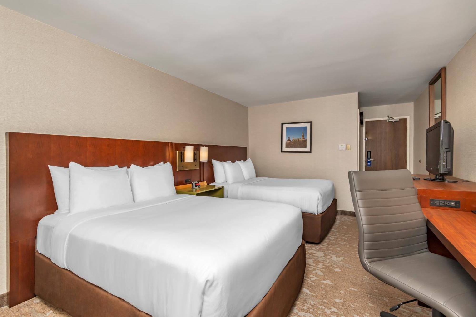 Room 2 double beds 2nd Floor Non-Smoking