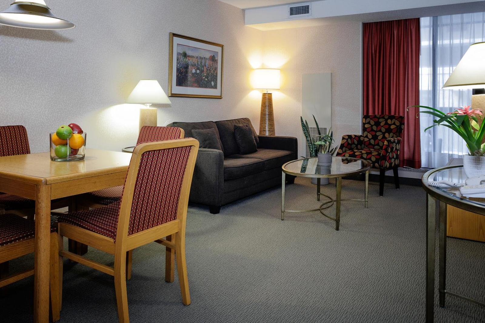 VIP King One Bedroom Suite