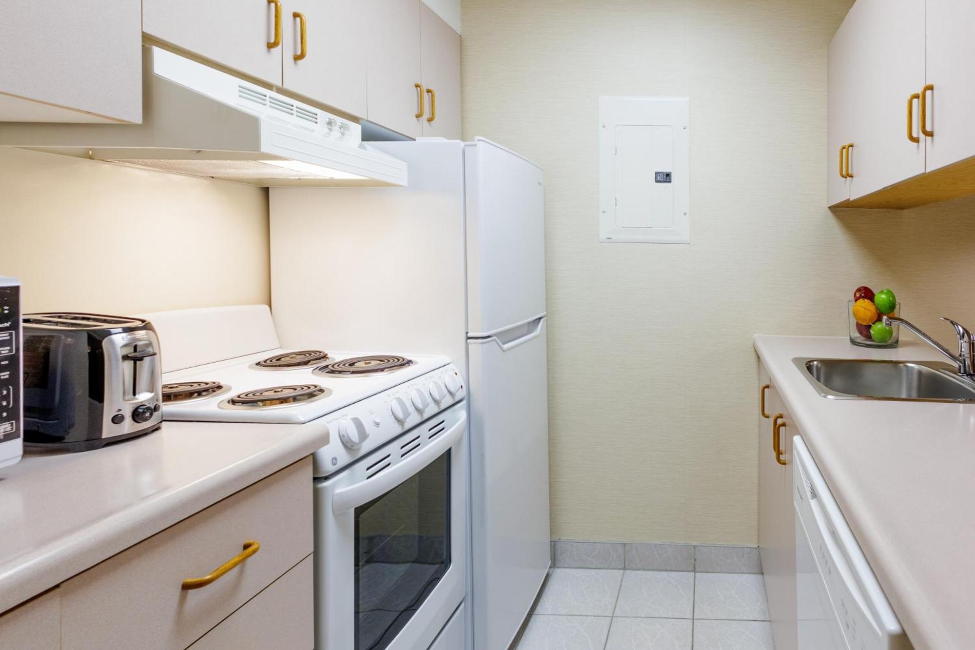 Deluxe King One Bedroom Suite