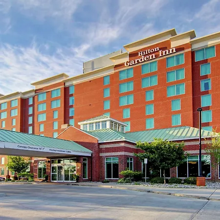 Hilton Garden Inn Ottawa Airport-3